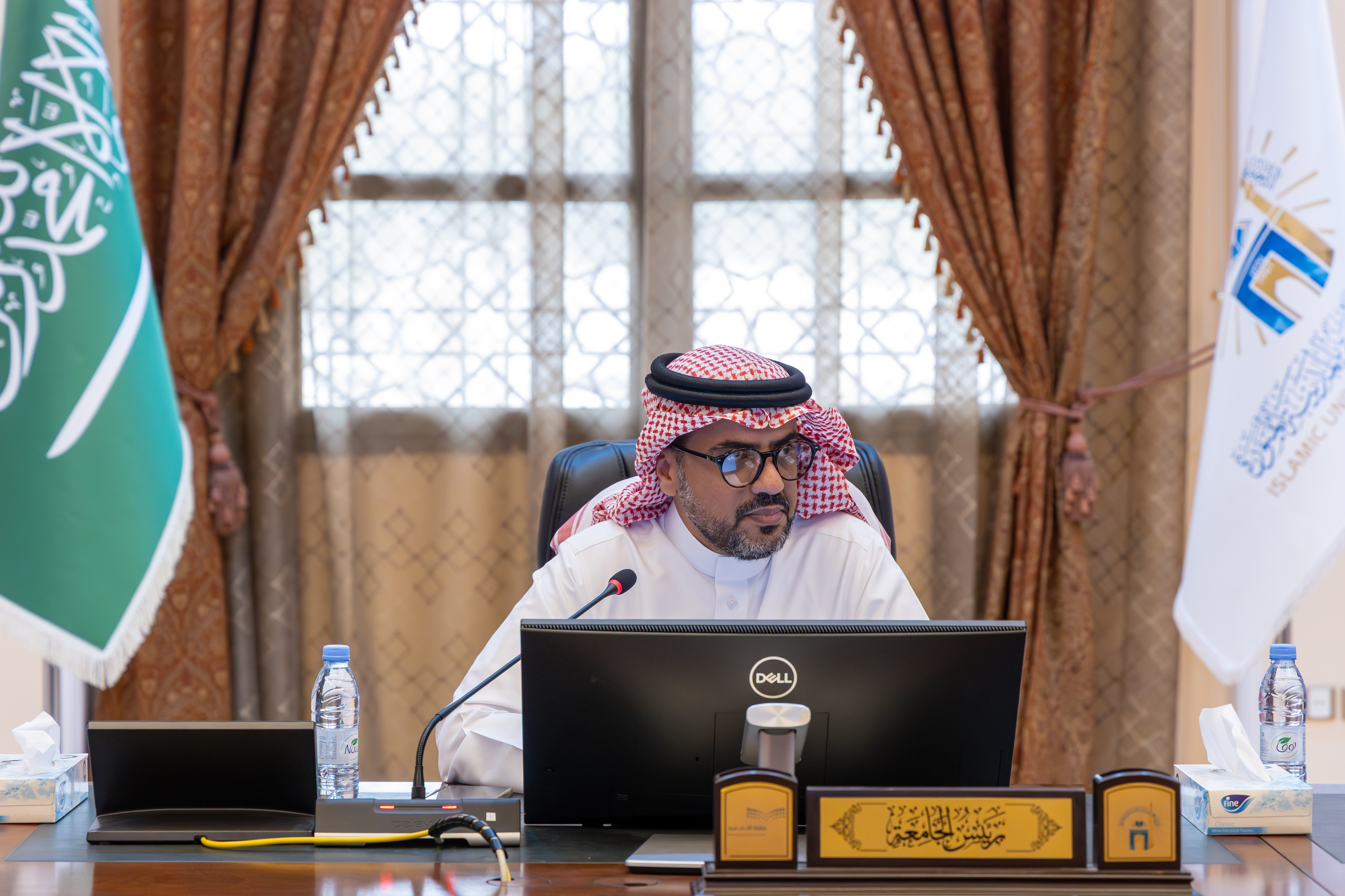 رئيس ⁧‫الجامعة الإسلامية‬⁩، يترأس مجلس الجامعة في جلسته الثانية عشرة من العام الجامعي 1446-1447هـ.